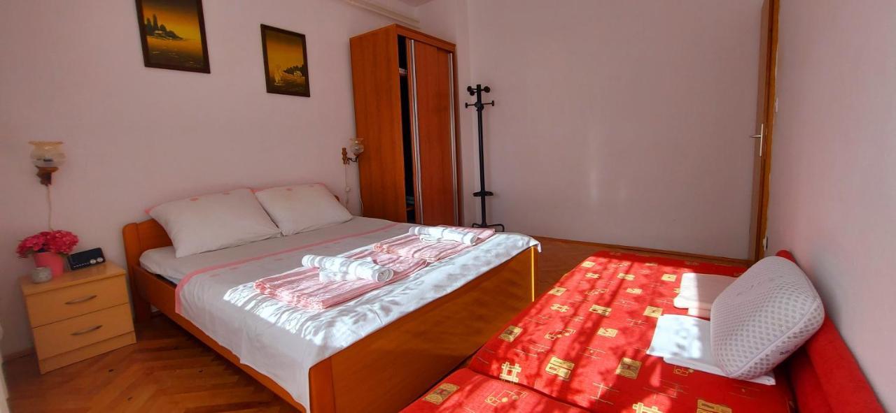 Apartment Luka Dobrinj Bagian luar foto